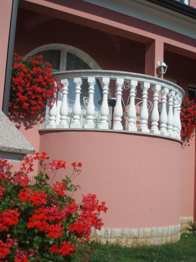 Villa Chiara Krnica Exterior photo