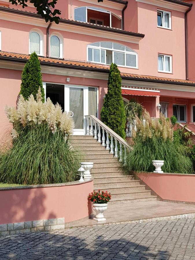 Villa Chiara Krnica Exterior photo